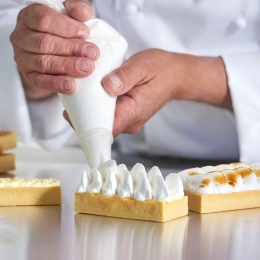 Italian Meringue Piping Bag