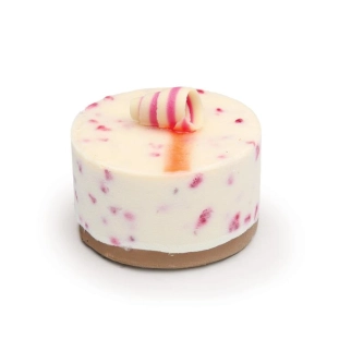 White Chocolate & Raspberry Cheesecake